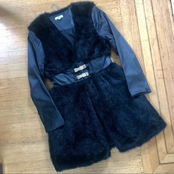 VINCENT LEE CUSTOM MADE FAUX LEATHER & FUR COAT - Picture 3 of 10